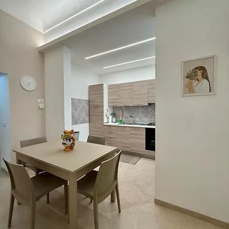 Apartment La Donzella - Centro Storico *